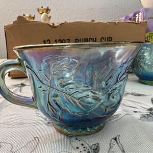 Carnival Blue Grapes & Leaves Punch 12 Cups with Hangers,